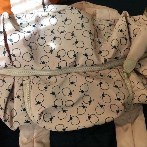 Authentic See By Chloe Puffer Pink Strawberries Bag - Picture 10 of 16